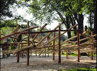 7.16000_Maypole_001-4e505dde